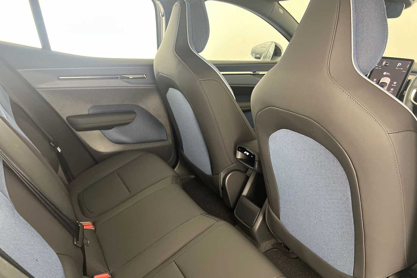 Used Volvo EX30 2025 for sale - 76254989: Photo 28