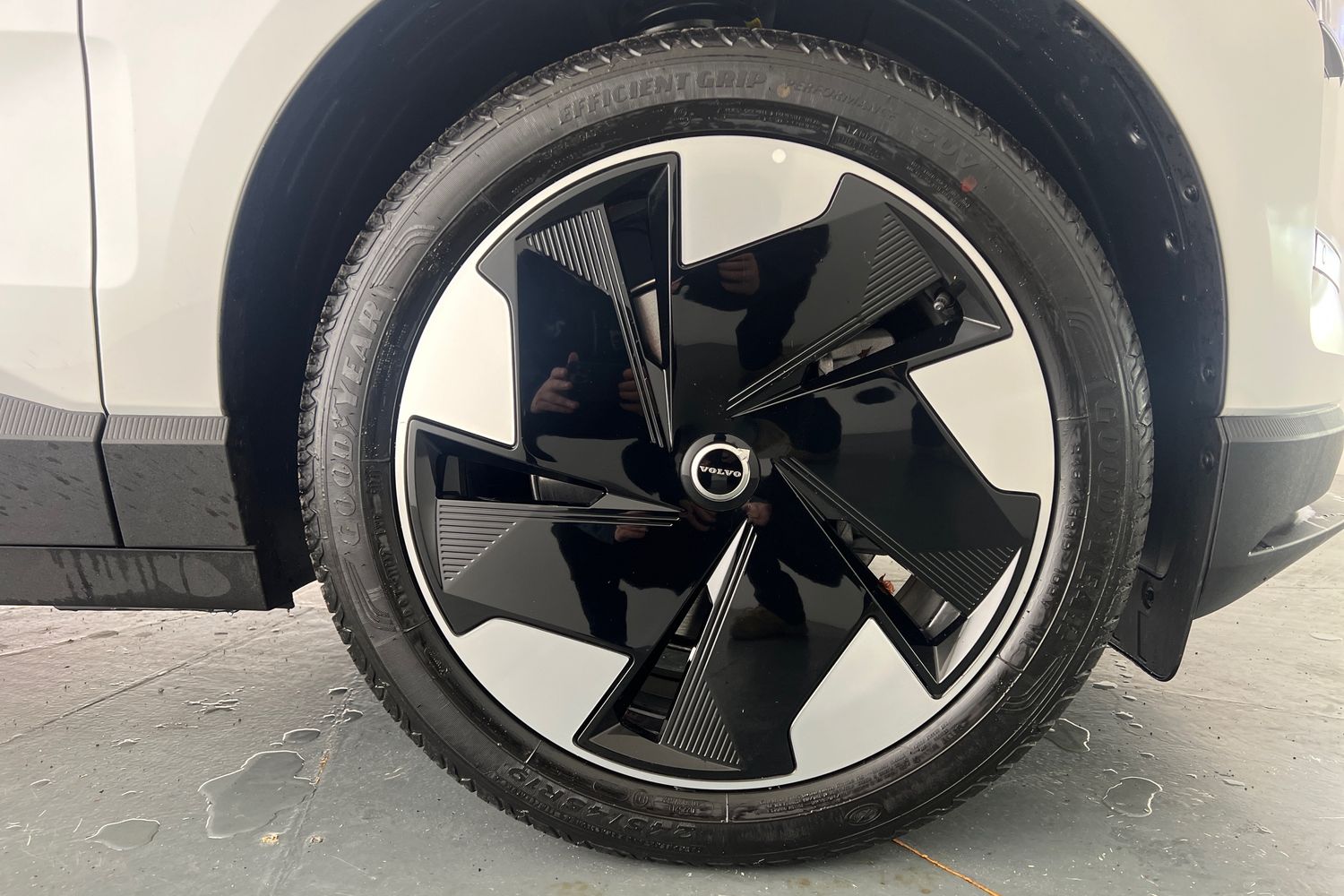 Used Volvo EX30 2025 for sale - 76254989: Photo 5