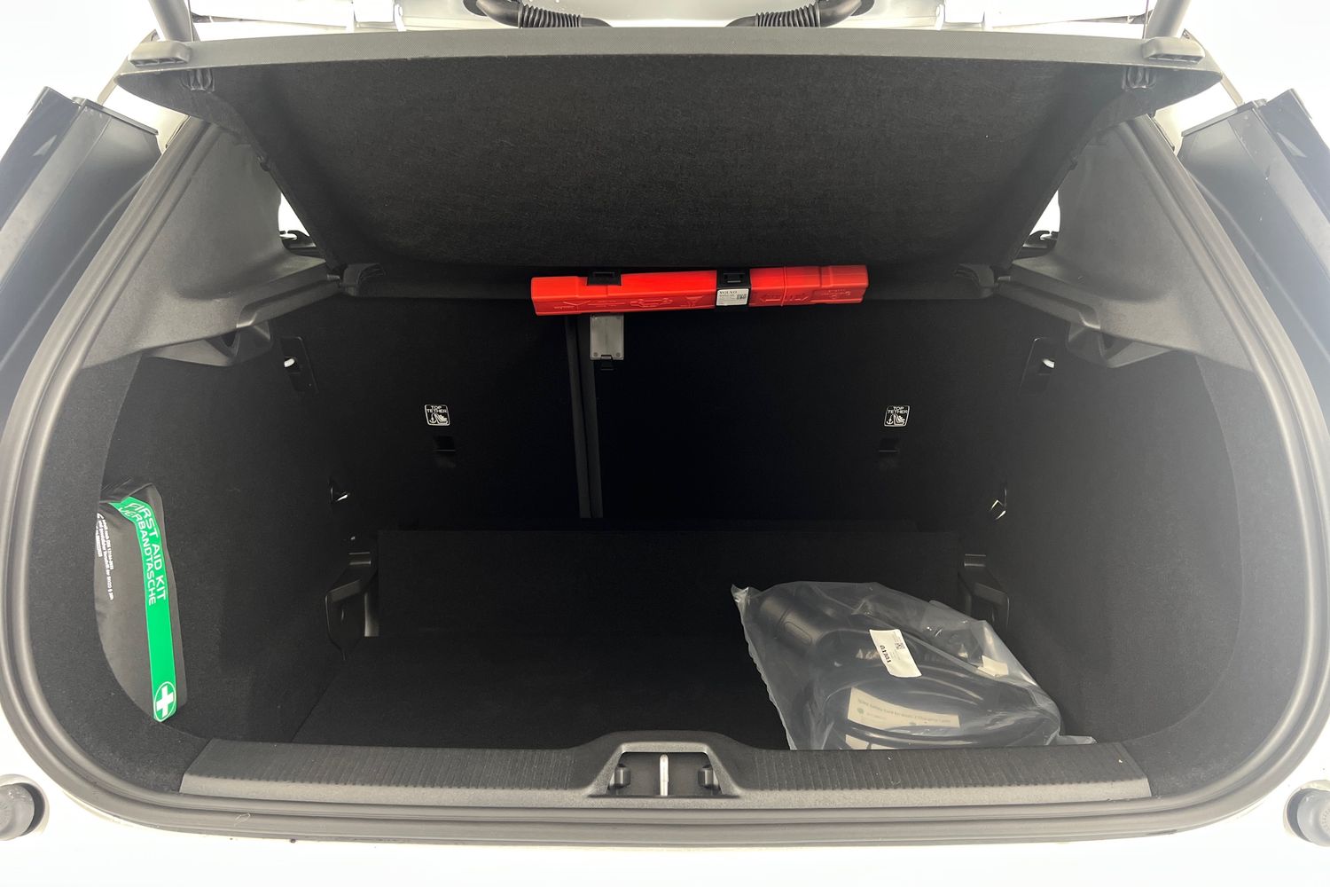 Used Volvo EX30 2025 for sale - 76254989: Photo 8