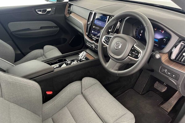Used Volvo XC60 2022 for sale - 75439929: Photo 10