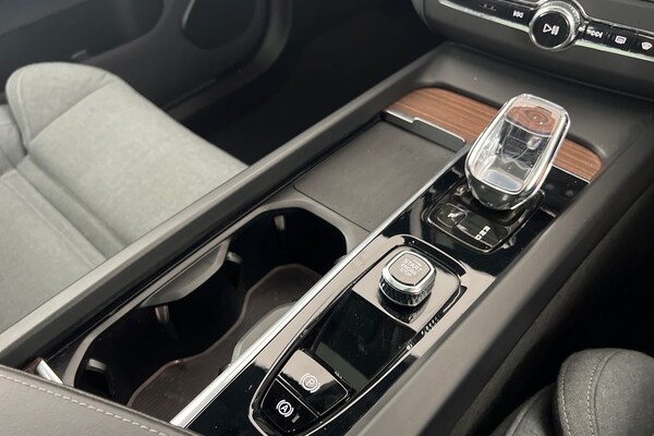 Used Volvo XC60 2022 for sale - 75439929: Photo 13
