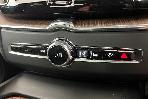 Used Volvo XC60 2022 for sale - 75439929: Photo 14