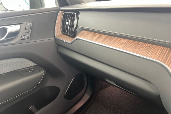 Used Volvo XC60 2022 for sale - 75439929: Photo 29
