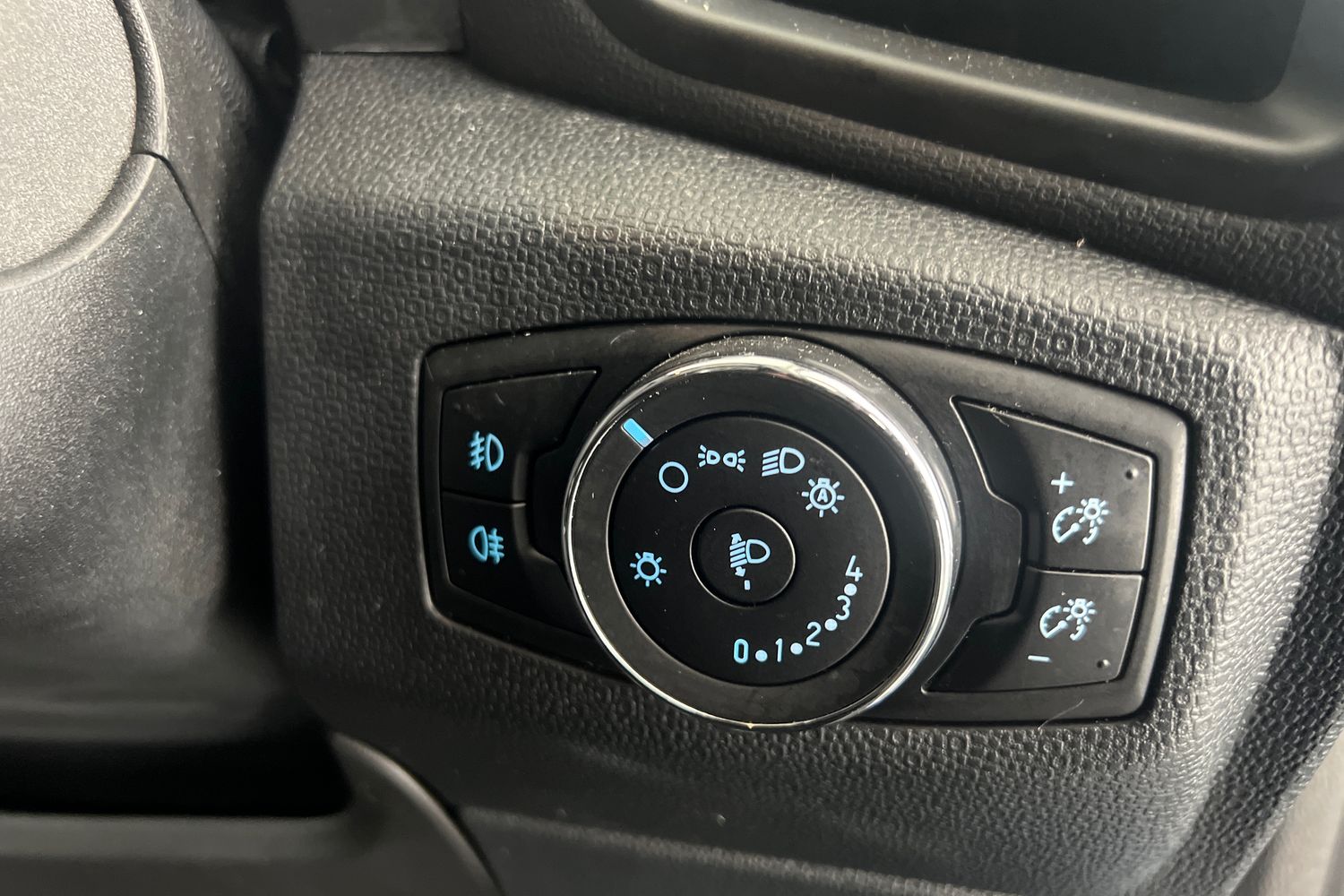 Used Ford Ecosport 2019 for sale - 76302464: Photo 31