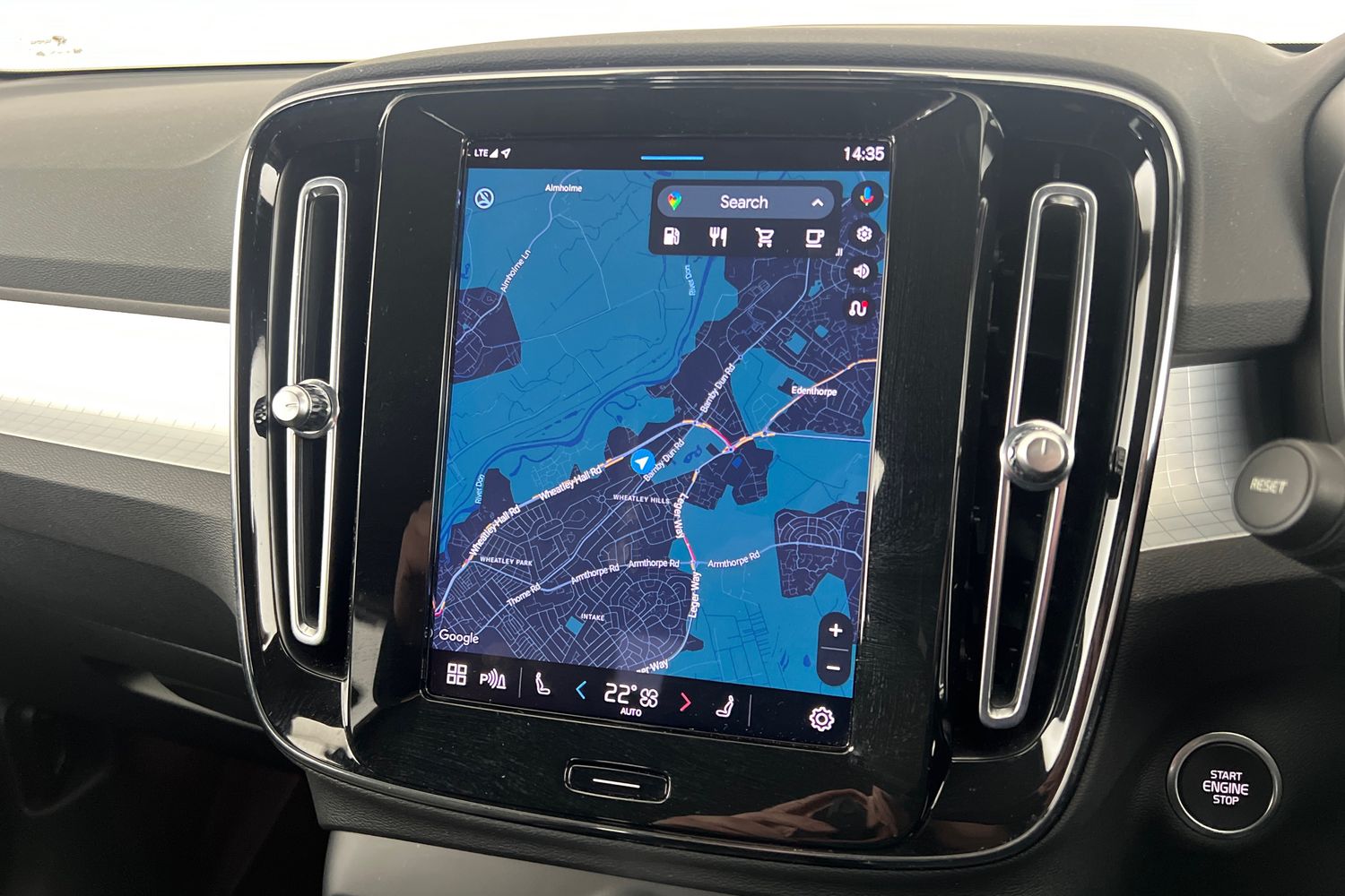 Used Volvo XC40 2023 for sale - 76696522: Photo 15