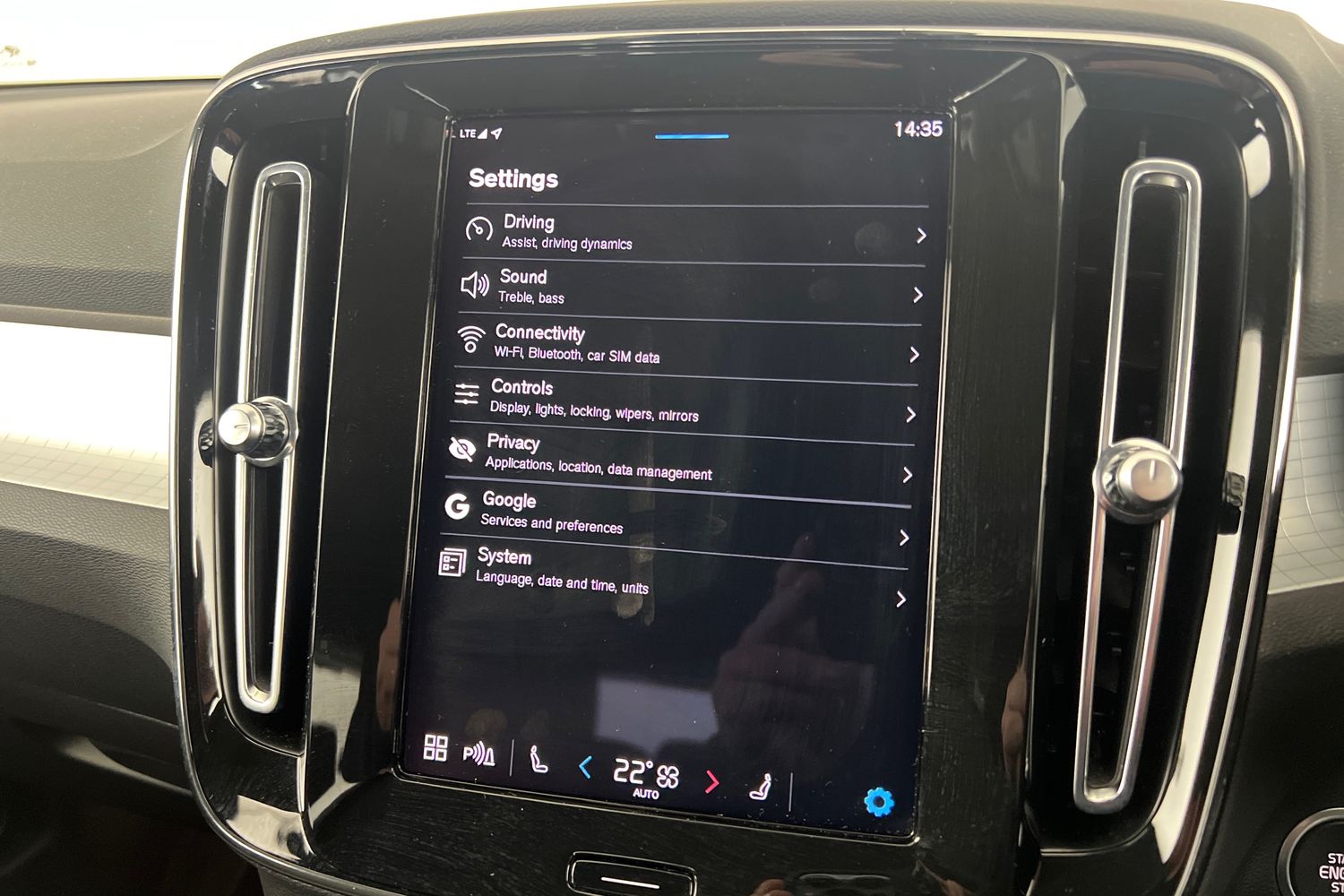 Used Volvo XC40 2023 for sale - 76696522: Photo 16