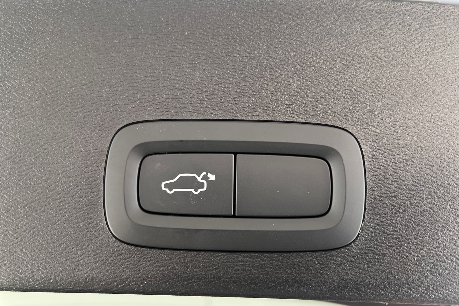 Used Volvo XC40 2023 for sale - 76696522: Photo 22