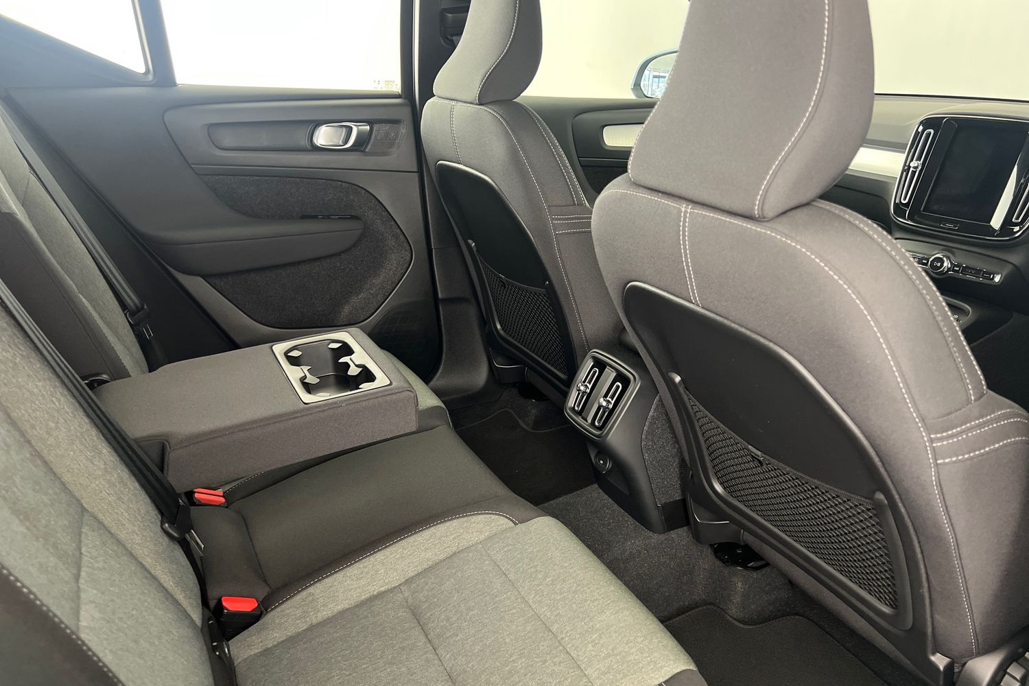 Used Volvo XC40 2023 for sale - 76696522: Photo 28