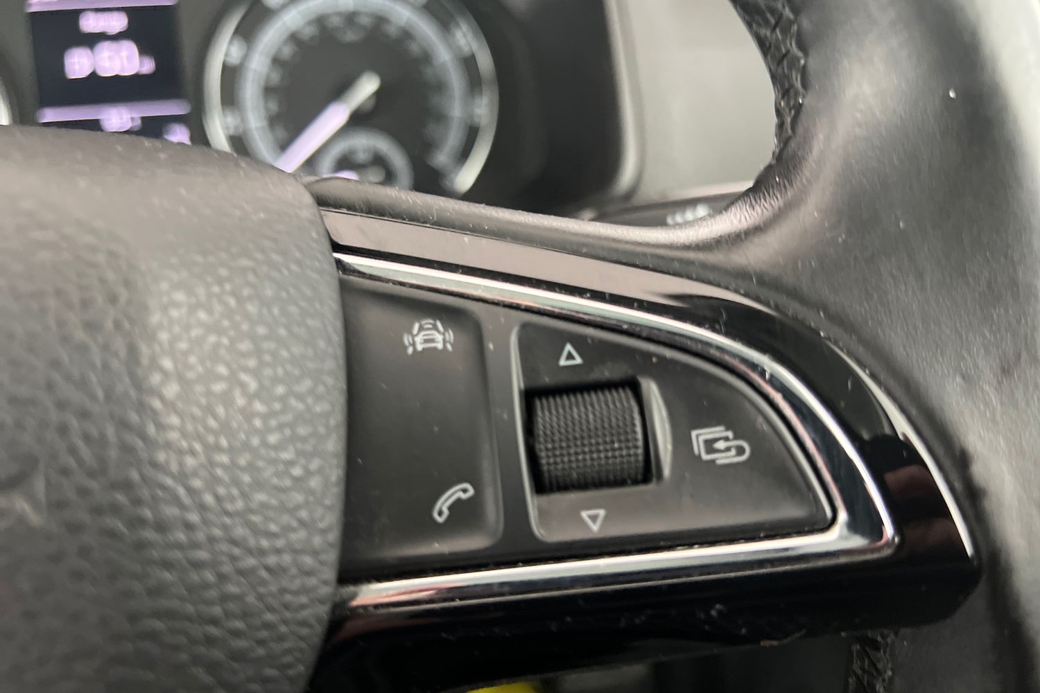 Used Skoda Karoq 2018 for sale - 78144729: Photo 12