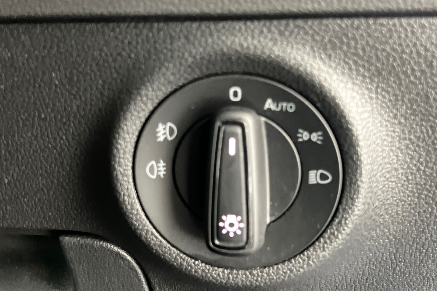 Used Skoda Karoq 2018 for sale - 78144729: Photo 31