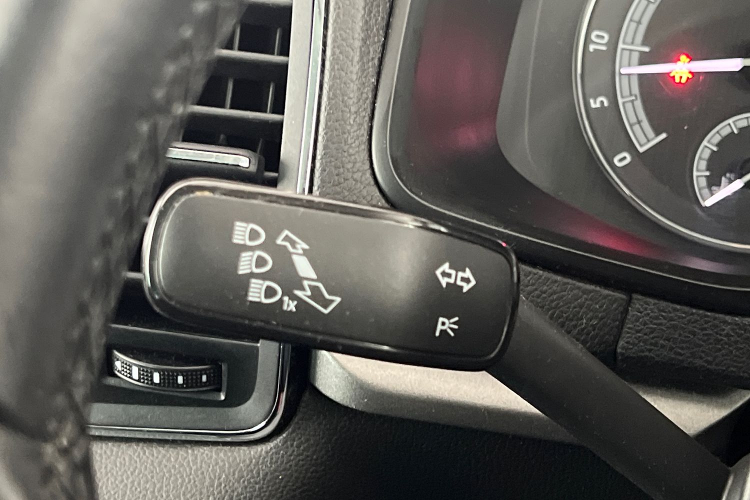 Used Skoda Karoq 2018 for sale - 78144729: Photo 32