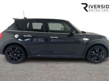 Used MINI Hatch 2019 for sale - 74869841: Photo