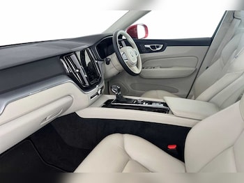 Used Volvo XC60 2018 for sale - 78356519: Photo