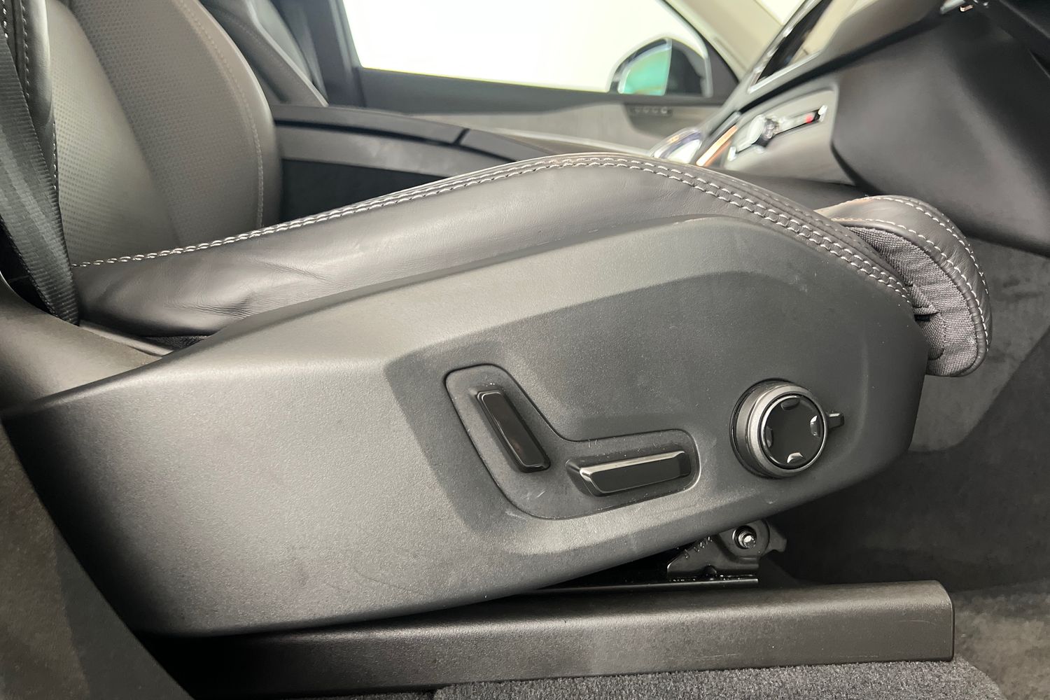 Used Volvo XC90 2024 for sale - 76332258: Photo 31