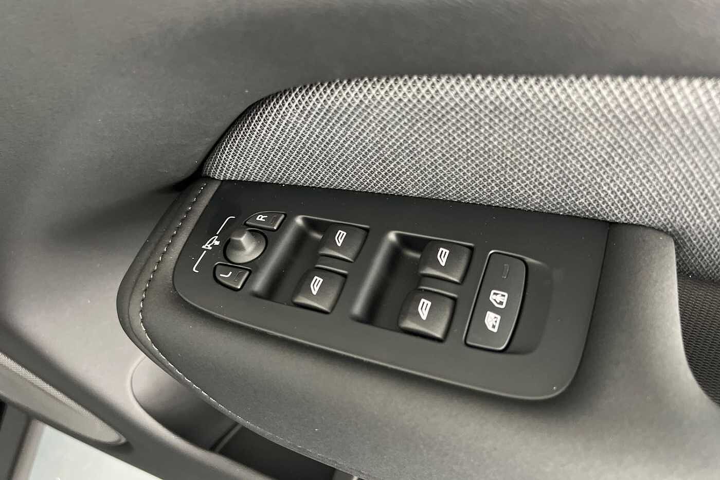 Used Volvo XC60 2025 for sale - 76479930: Photo 29