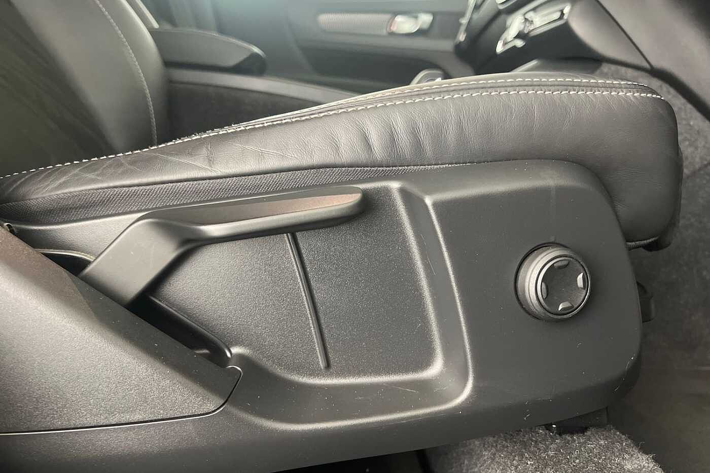 Used Volvo XC40 2021 for sale - 76302412: Photo 29