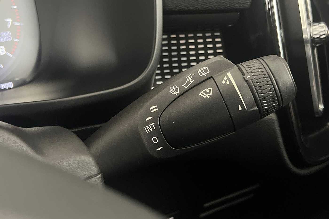 Used Volvo XC40 2021 for sale - 76302412: Photo 32