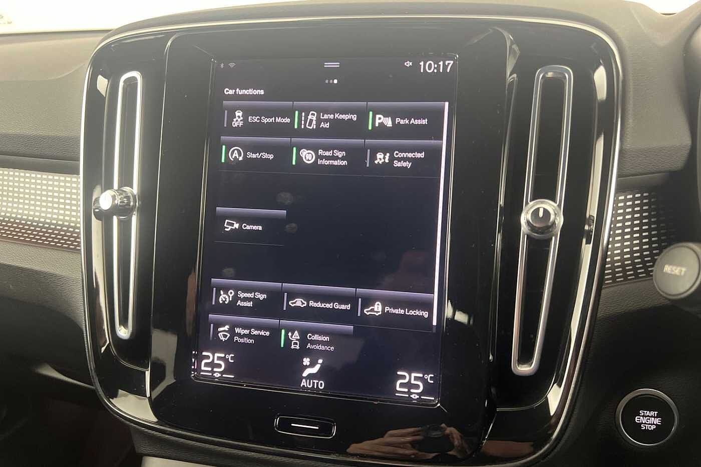 Used Volvo XC40 2021 for sale - 76302412: Photo 35