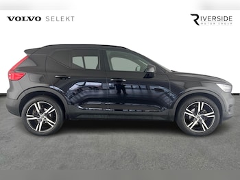 Used Volvo XC40 2021 for sale - 76302412: Photo