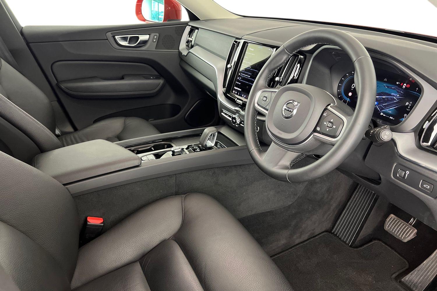 Used Volvo XC60 2021 for sale - 76146252: Photo 10