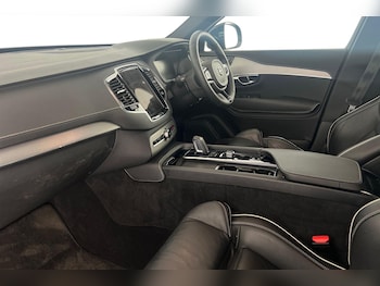 Used Volvo XC90 2021 for sale - 77665052: Photo