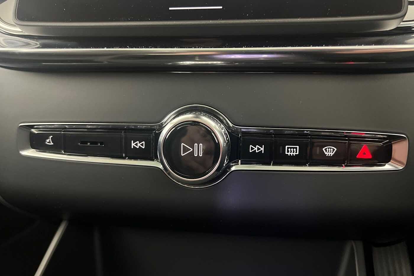 Used Volvo XC90 2025 for sale - 76007932: Photo 14