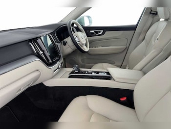 Used Volvo XC60 2020 for sale - 79057103: Photo
