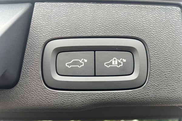 Used Volvo XC60 2025 for sale - 75439676: Photo 23