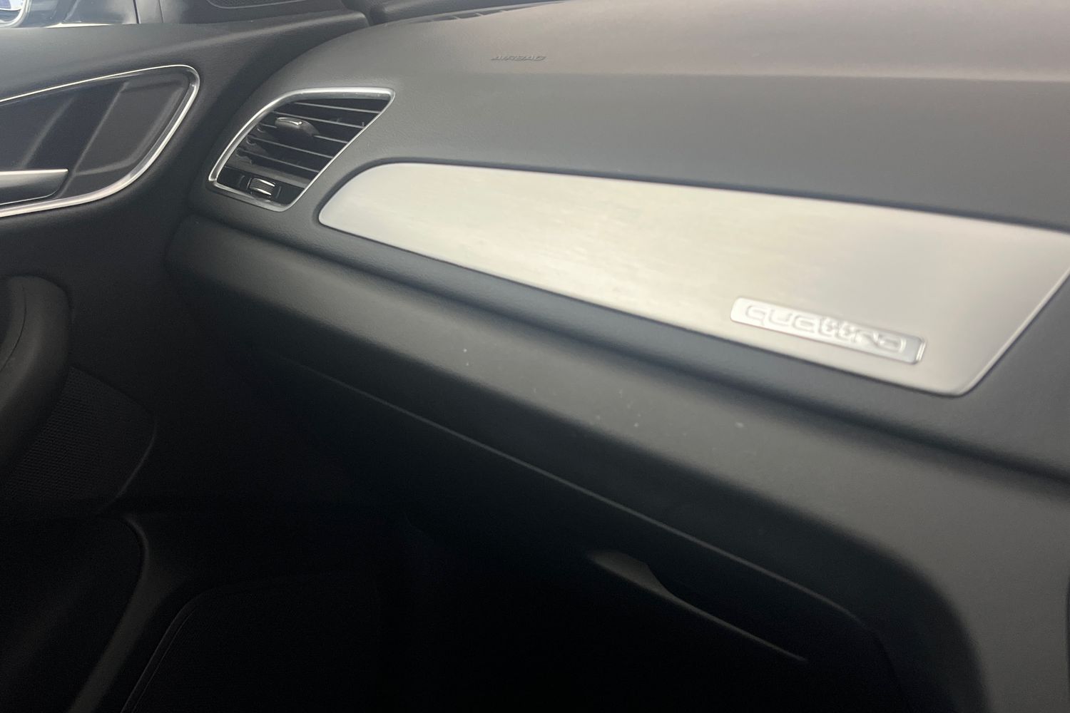 Used Audi Q3 2017 for sale - 76556985: Photo 37