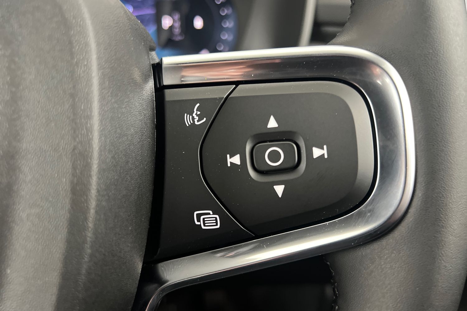 Used Volvo XC40 2025 for sale - 76614937: Photo 13