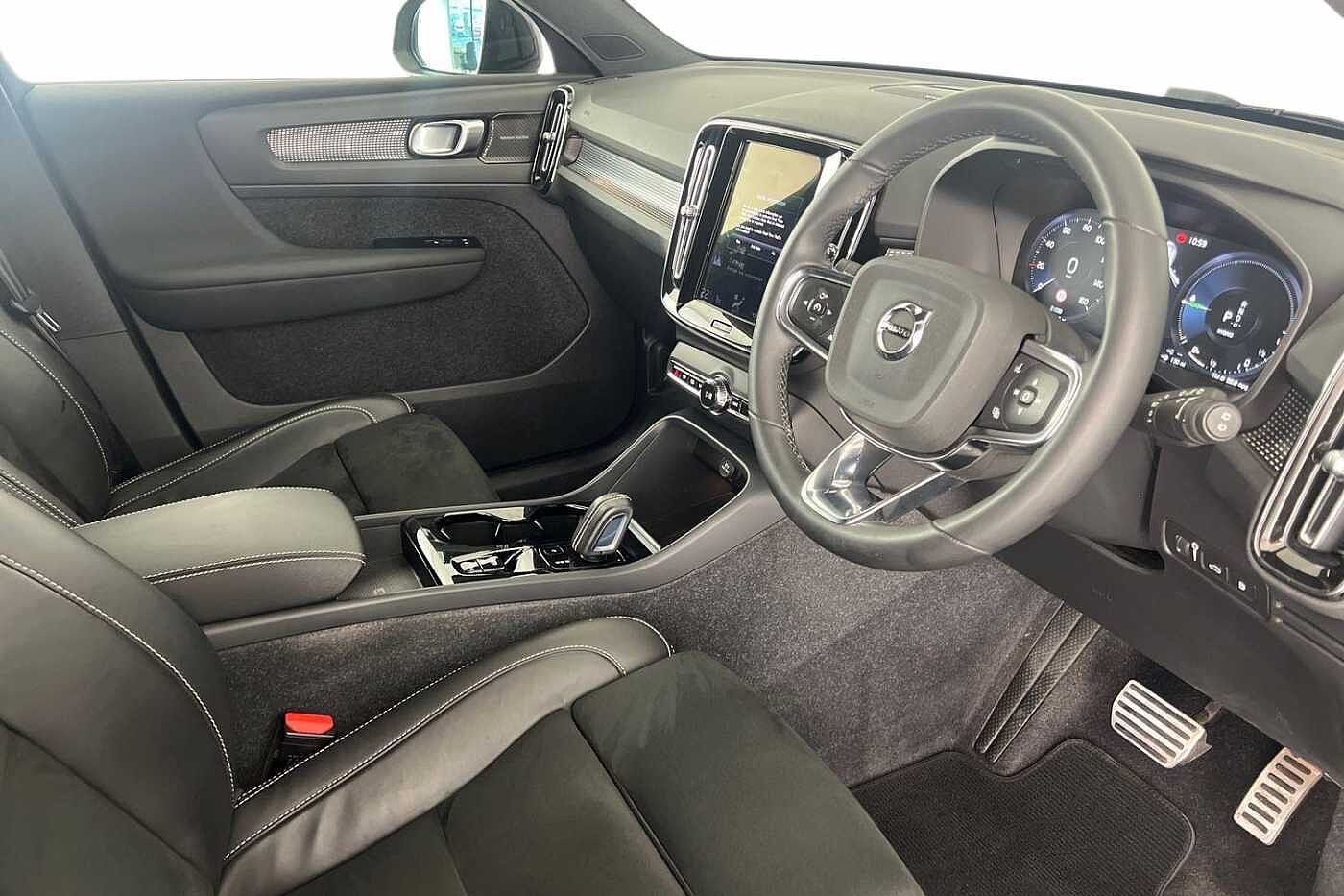 Used Volvo XC40 2021 for sale - 76507570: Photo 10