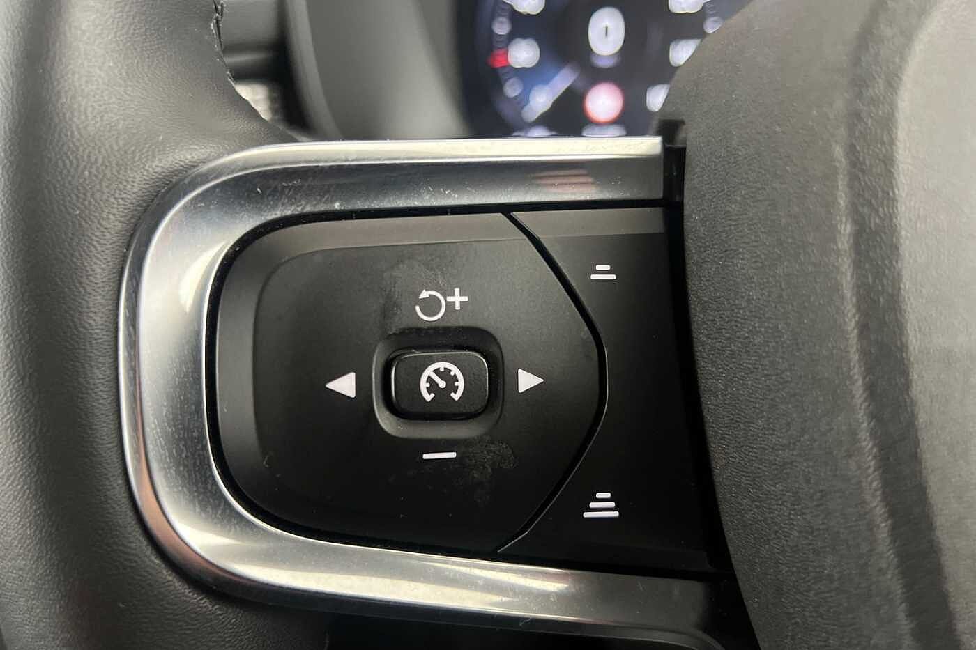 Used Volvo XC40 2021 for sale - 76507570: Photo 11