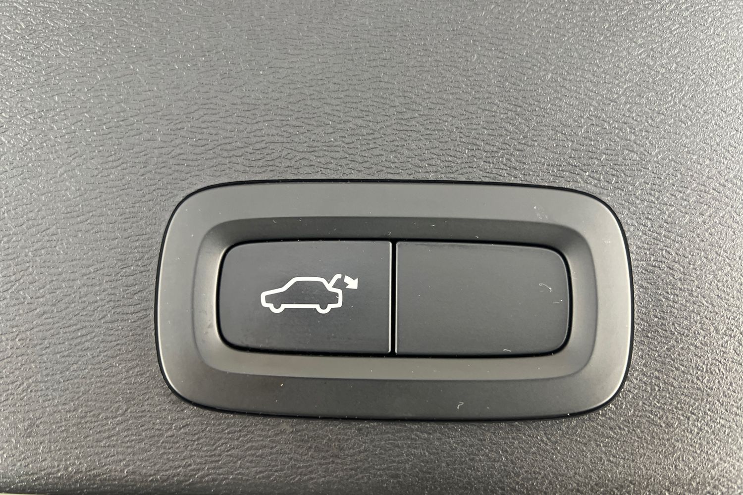 Used Volvo XC40 2021 for sale - 76507570: Photo 22