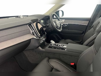 Used Volvo XC90 2026 for sale - 79445980: Photo