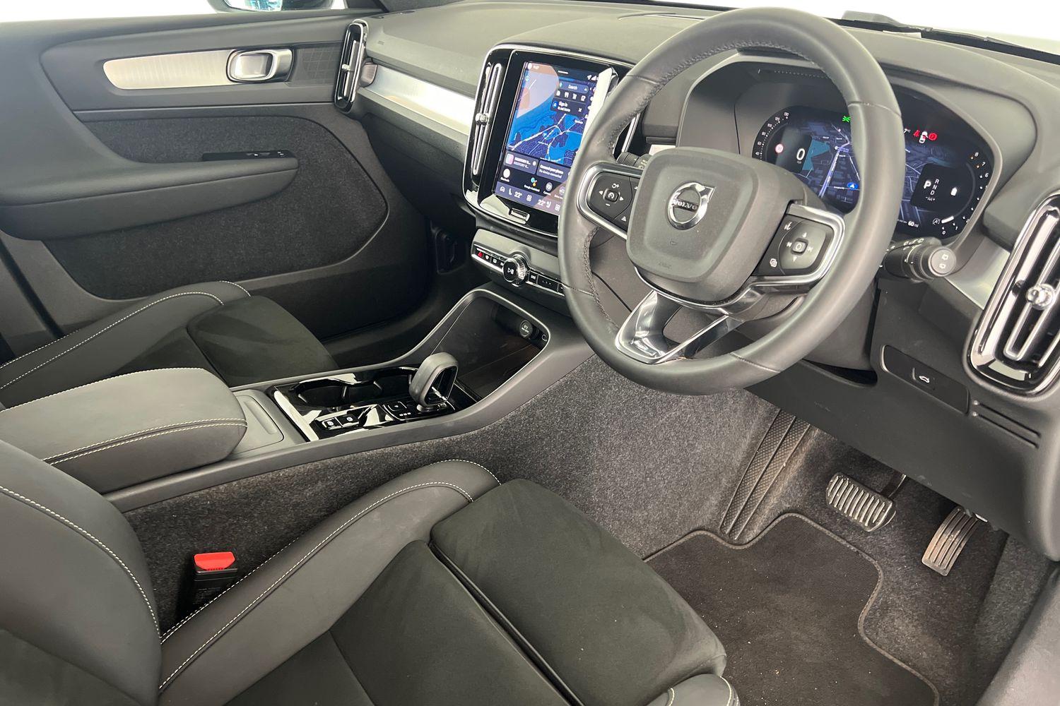 Used Volvo XC40 2025 for sale - 76780299: Photo 10