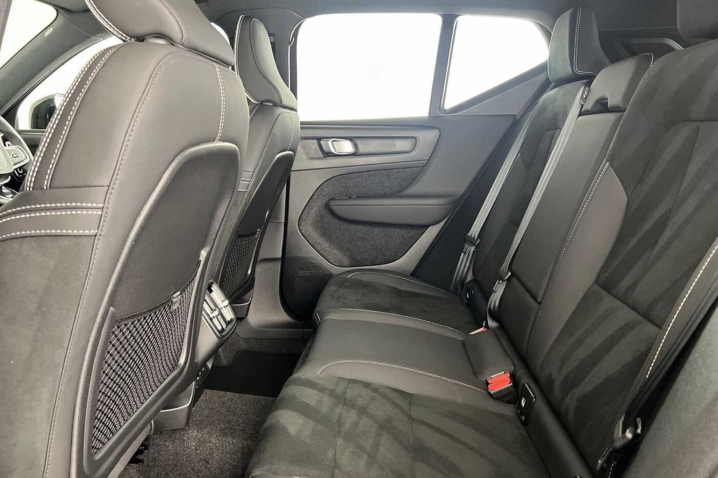 Used Volvo XC40 2025 for sale - 76780299: Photo 17