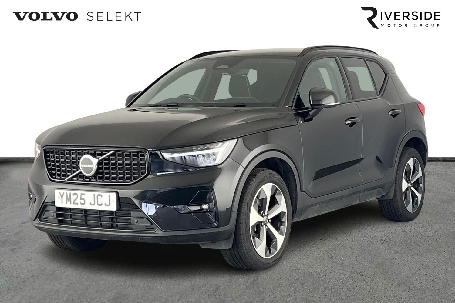 Used Volvo XC40 2025 for sale - 76780299: Photo 9