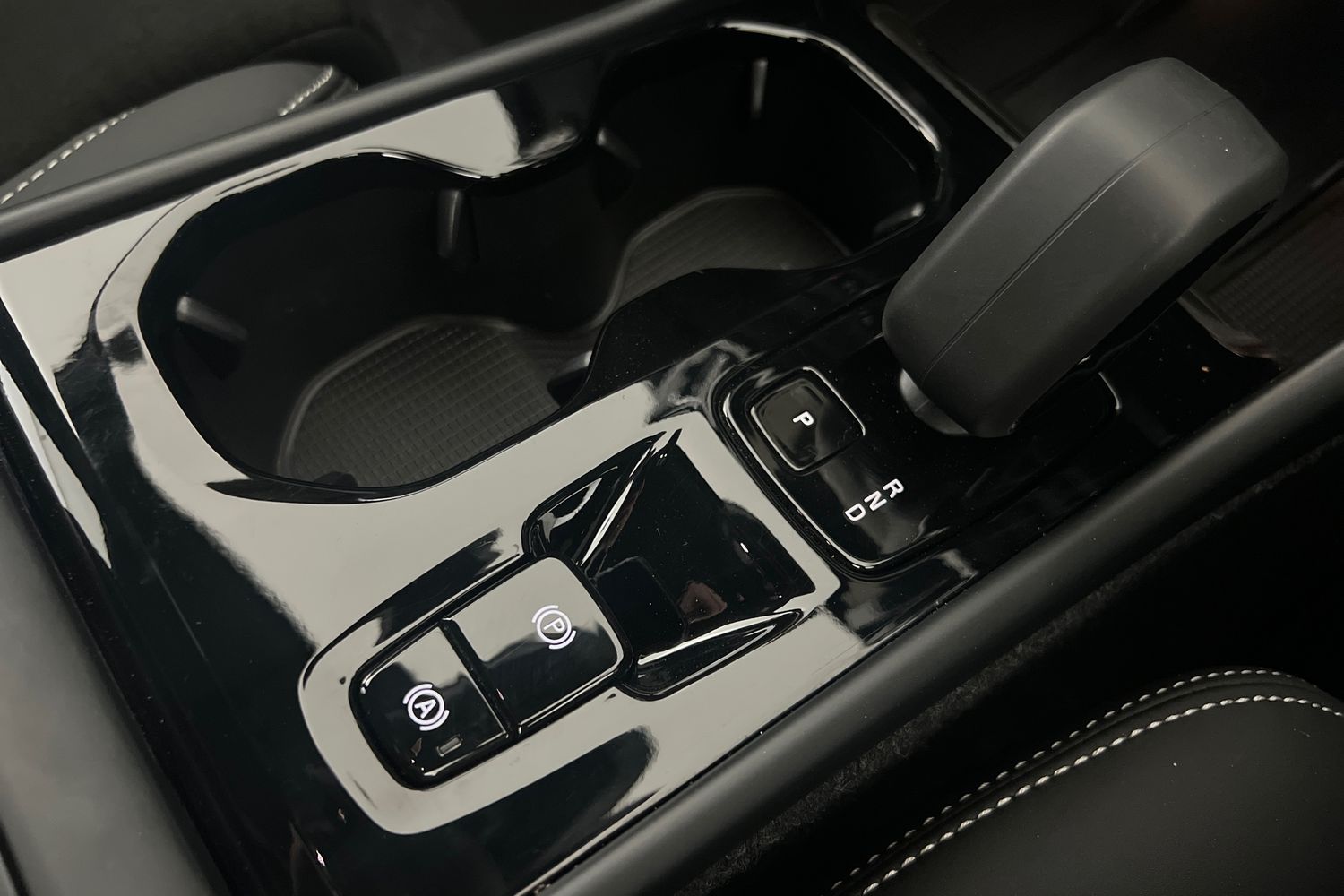 Used Volvo XC40 2025 for sale - 76479601: Photo 13