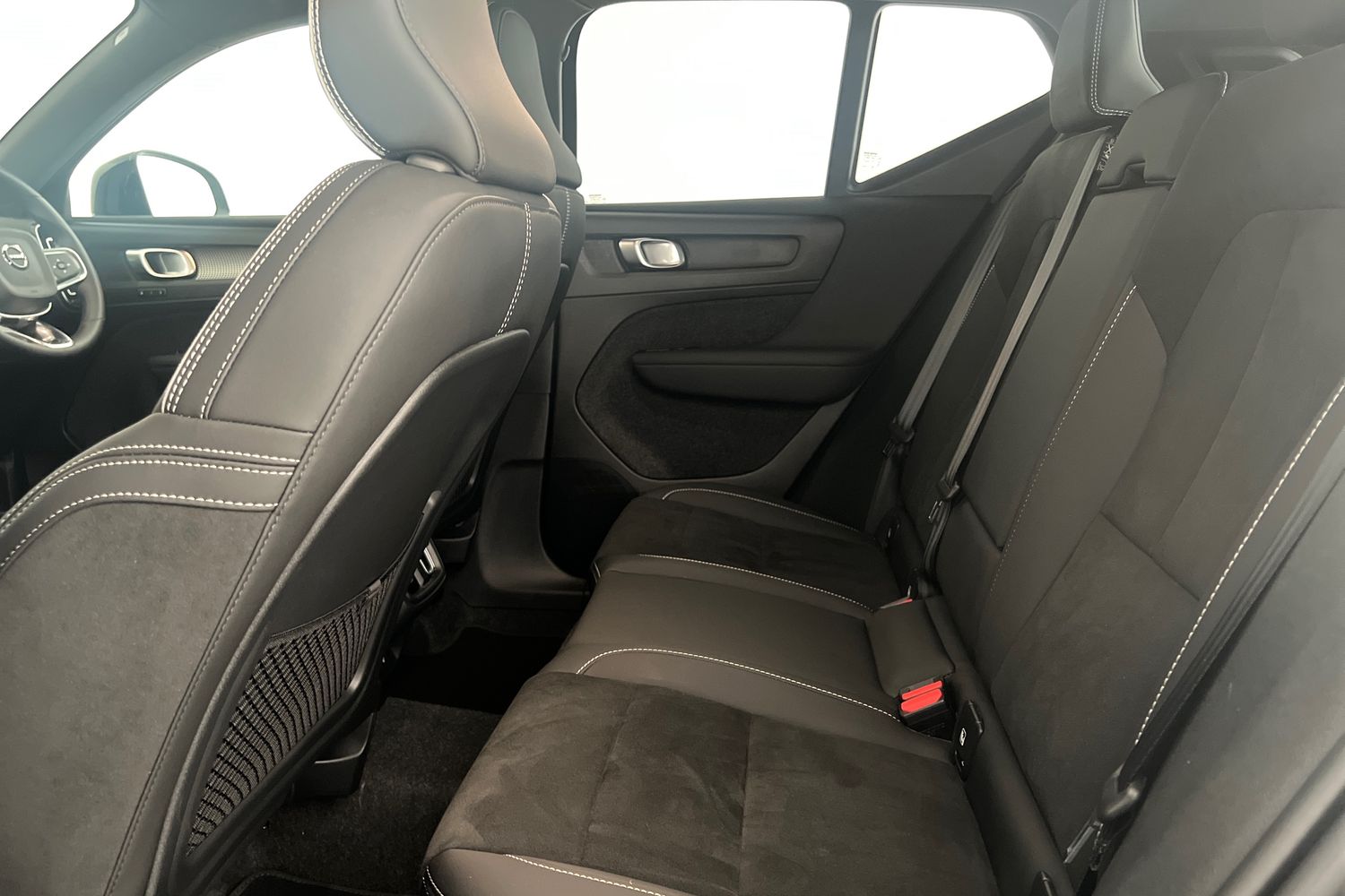 Used Volvo XC40 2025 for sale - 76479601: Photo 17