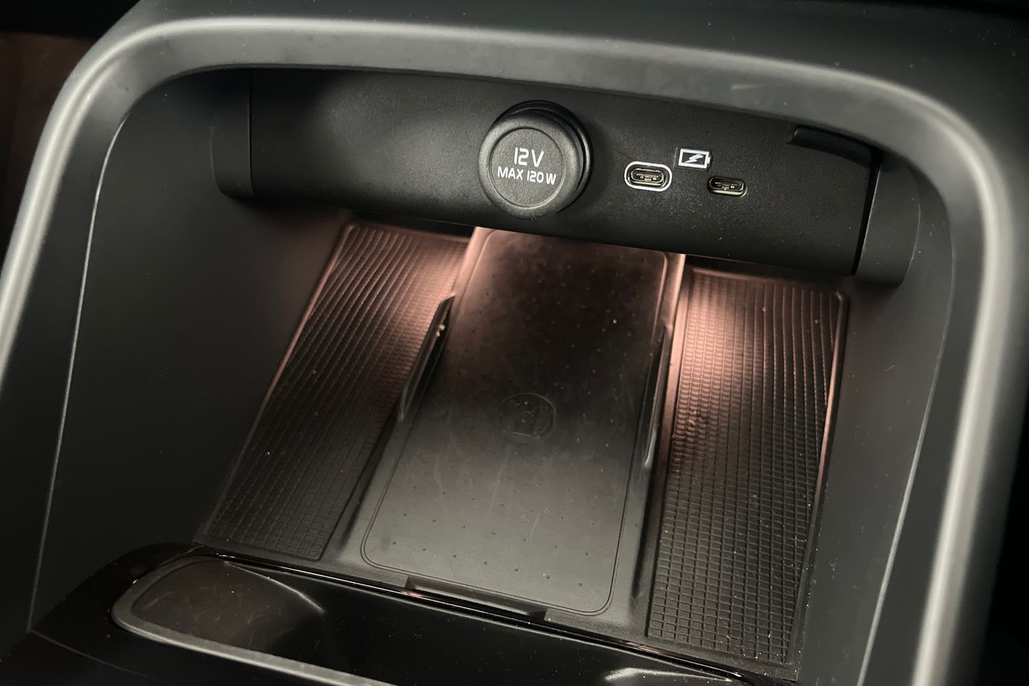 Used Volvo XC40 2025 for sale - 76479601: Photo 35