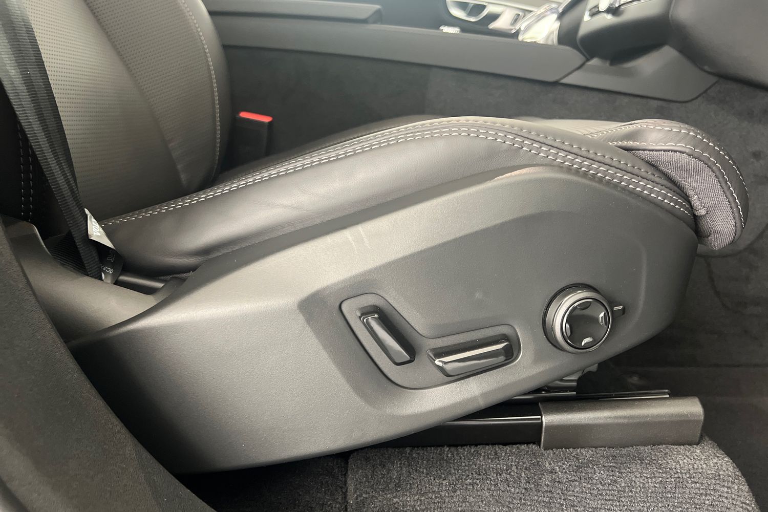 Used Volvo XC90 2025 for sale - 76415130: Photo 33