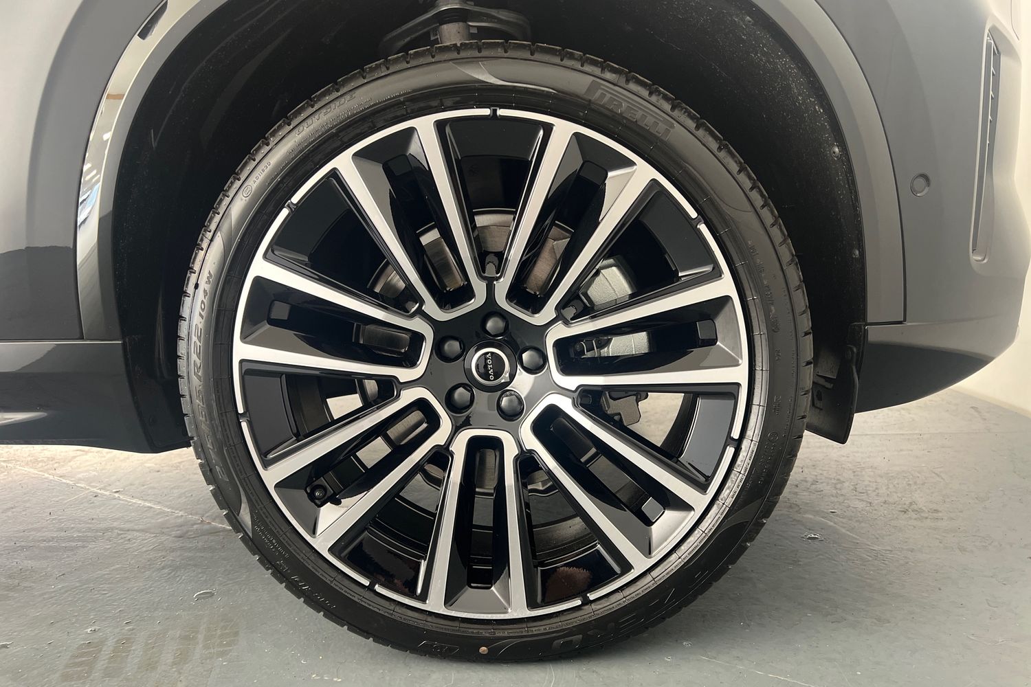 Used Volvo XC90 2025 for sale - 76415130: Photo 5