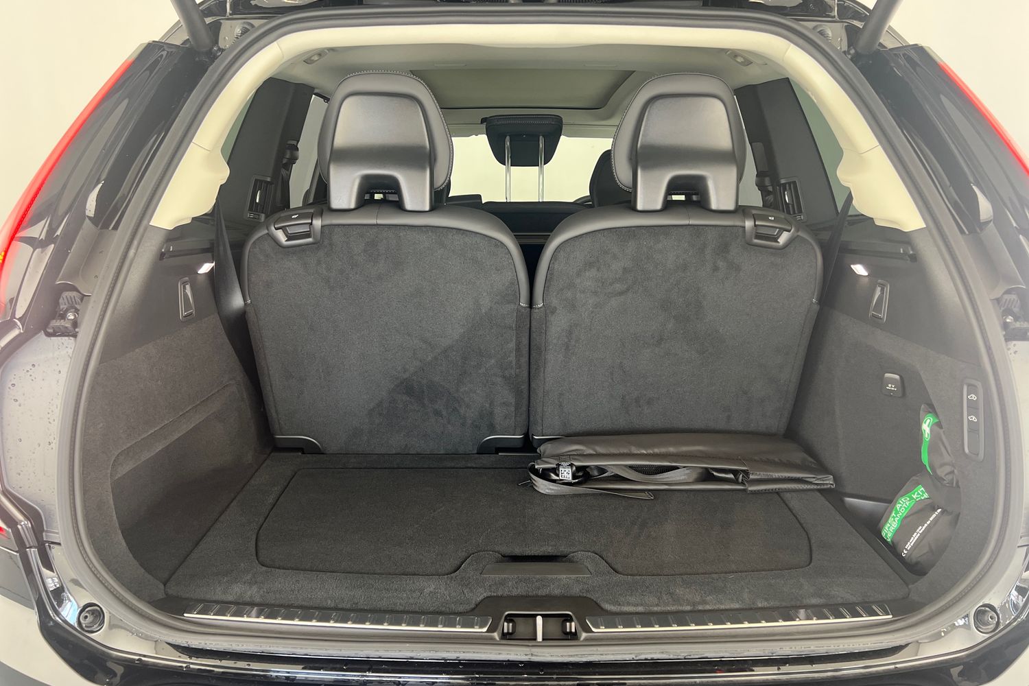 Used Volvo XC90 2025 for sale - 76415130: Photo 8