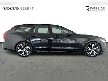 Used Volvo V90 2022 for sale - 76234021: Photo