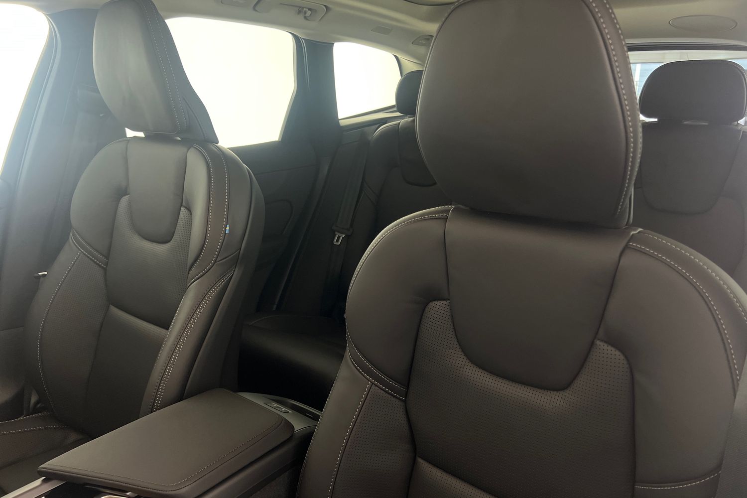 Used Volvo XC60 2025 for sale - 76738092: Photo 28