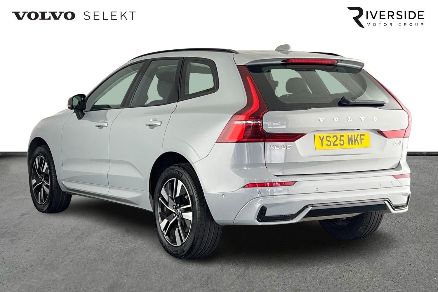 Used Volvo XC60 2025 for sale - 76544589: Photo 3