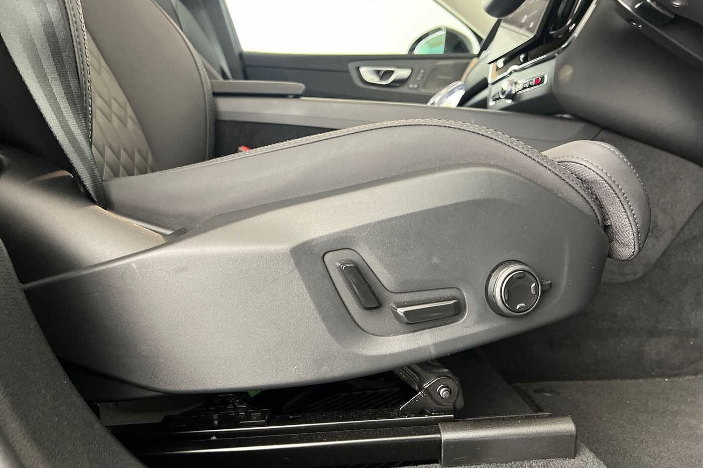 Used Volvo XC60 2025 for sale - 76544589: Photo 31