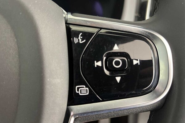 Used Volvo XC60 2023 for sale - 75439849: Photo 12