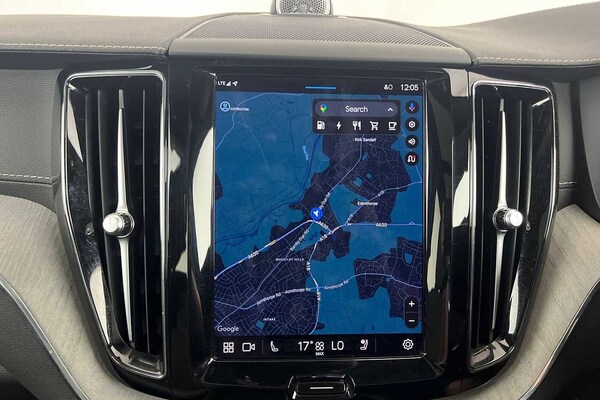 Used Volvo XC60 2023 for sale - 75439849: Photo 15