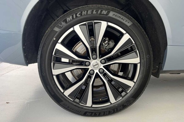 Used Volvo XC60 2023 for sale - 75439849: Photo 24